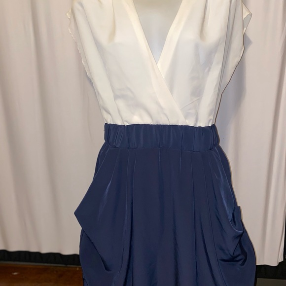 H&M dress - Picture 13 of 16